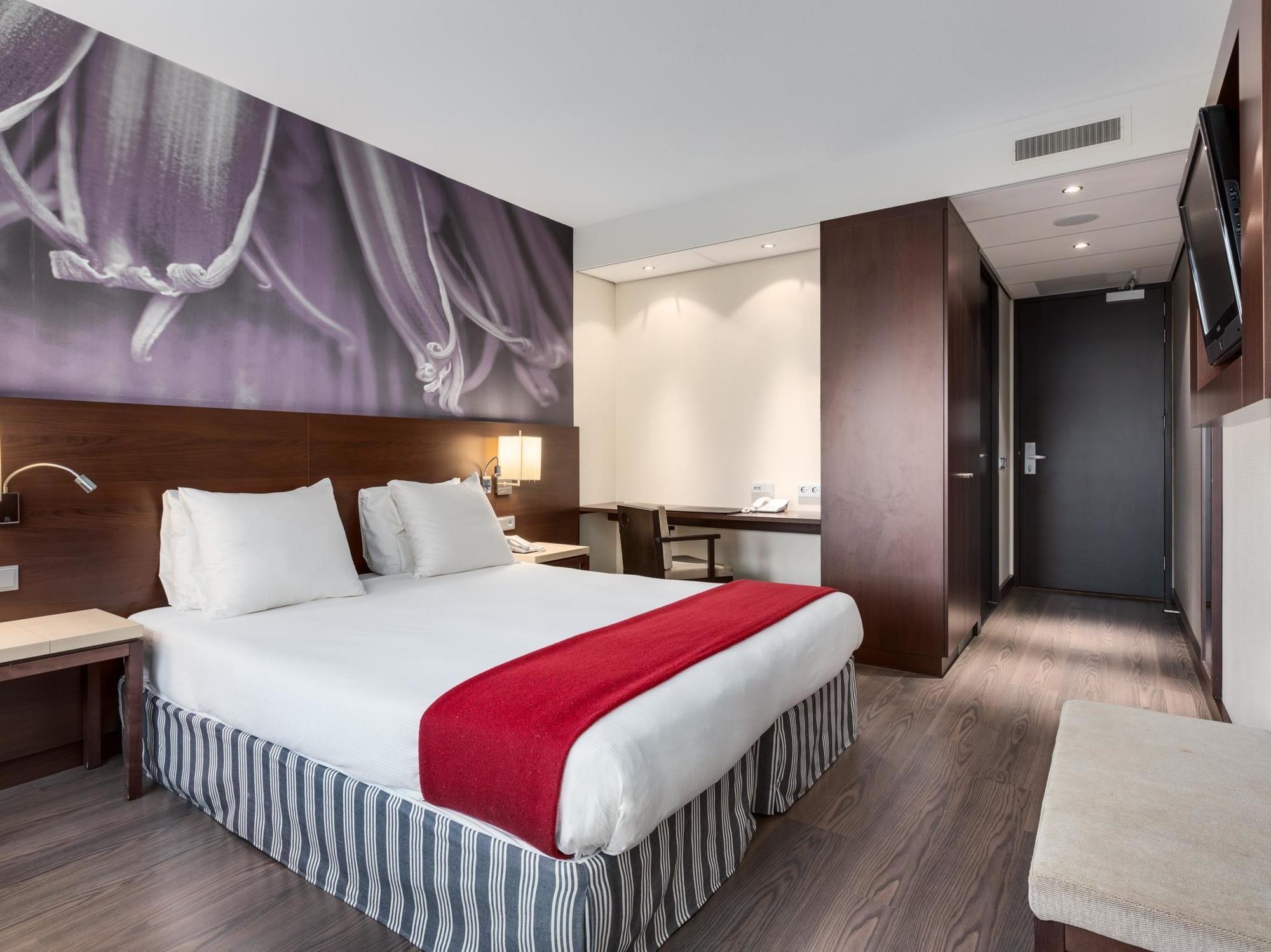 Hotel Nh 4*